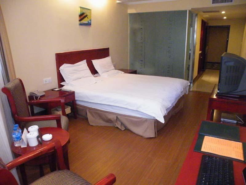 Greentree Inn Guiyang Penshuichi Business Hotel Szoba fotó